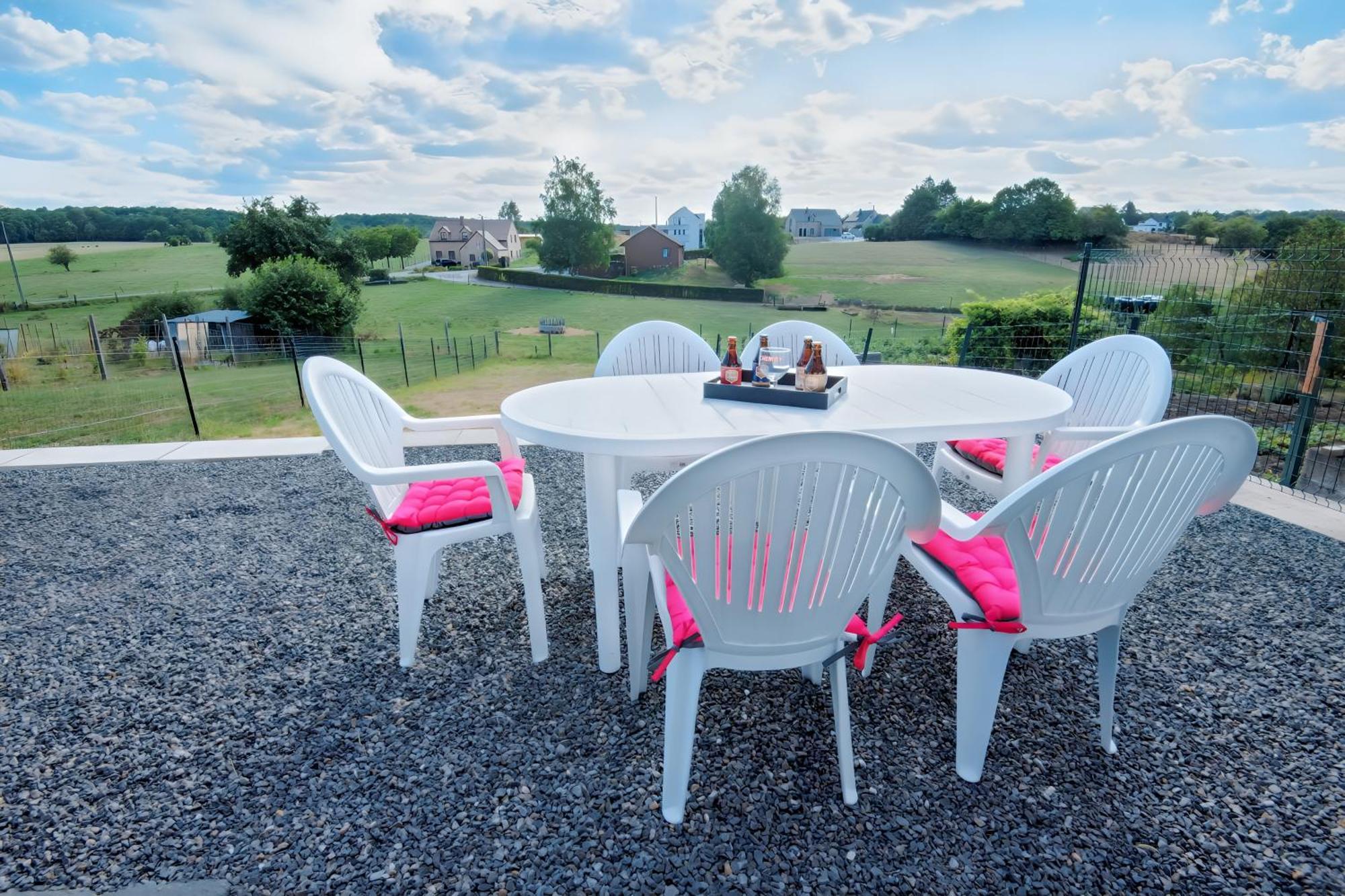 Au Chant Des Roches - Parking - Wifi - Terrasse - Chambres Familiales - Cerfontaine Zewnętrze zdjęcie