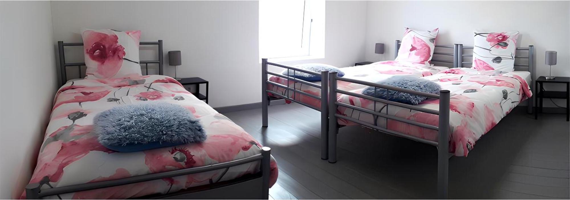 Au Chant Des Roches - Parking - Wifi - Terrasse - Chambres Familiales - Cerfontaine Zewnętrze zdjęcie